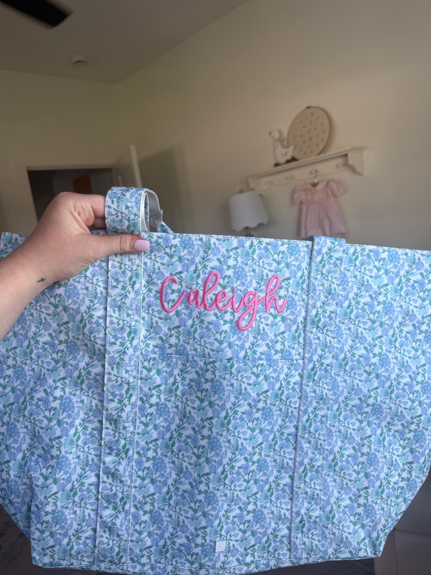 TRVL Jumbo Tote